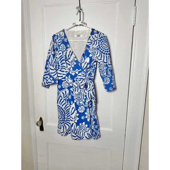 Tibi Women's Blue White Floral Cotton Classic Chic Wrap Mini Dress Size 6 - Picture 1 of 9